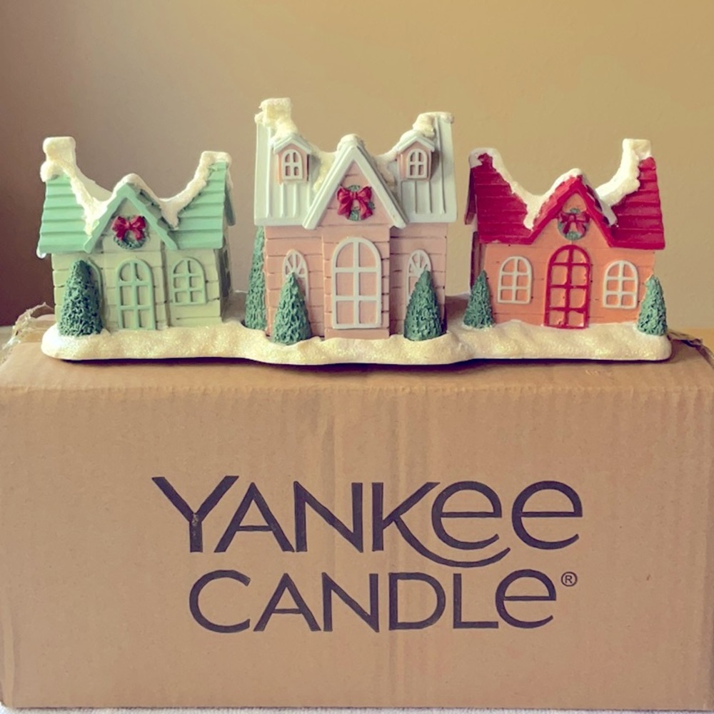 ❄️ YANKEE CANDLE CHRISTMAS TEALIGHT VILLAGE ❄️NWT ❄️